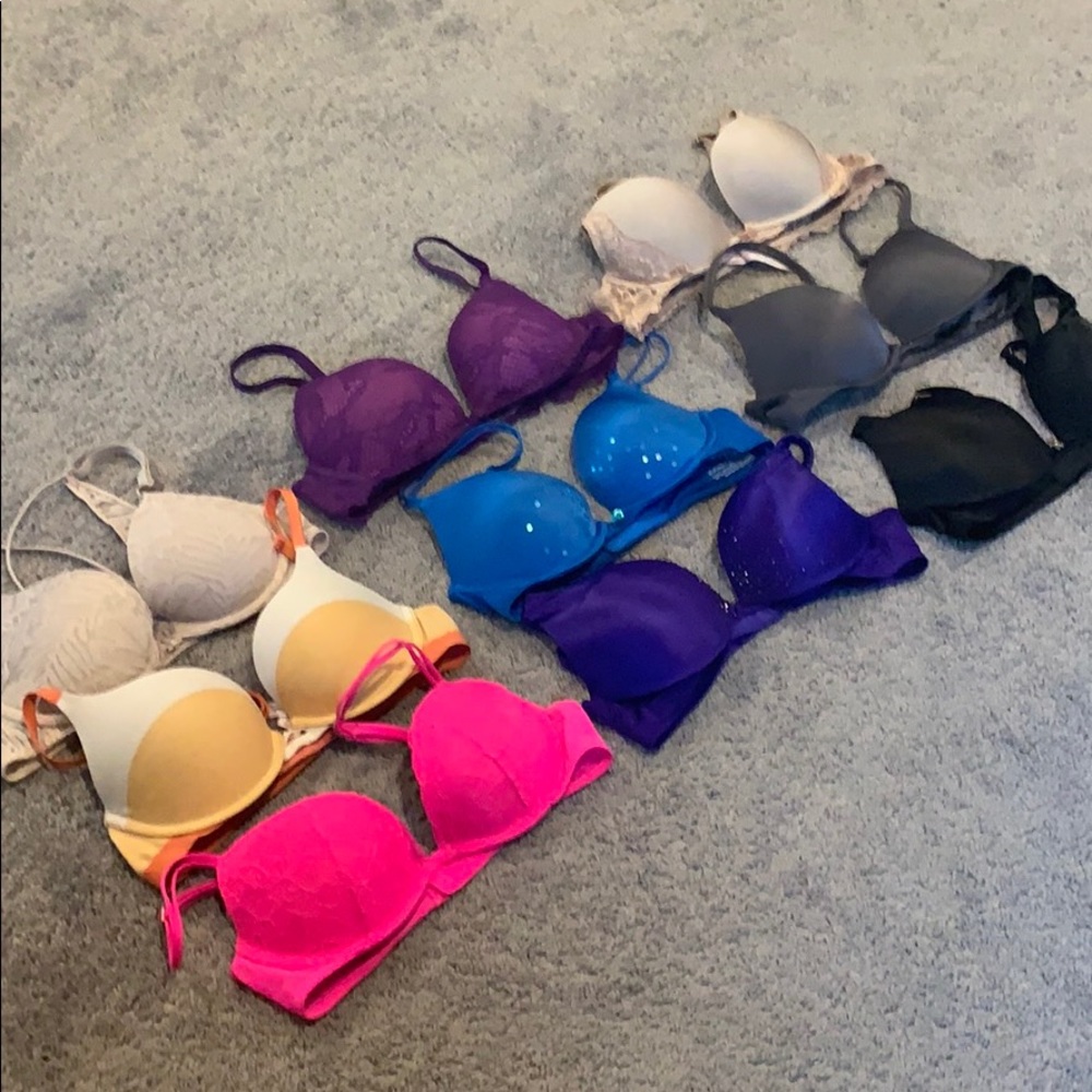 9 Victoria’s Secret/Pink bras